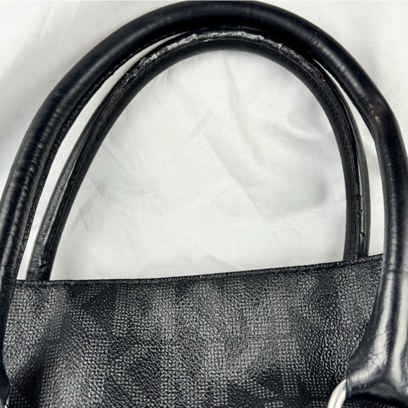 Michael Kors Hamilton Signature MK
Black Shoulder bag Handbag Saffiano
Leather - Picture 12 of 15